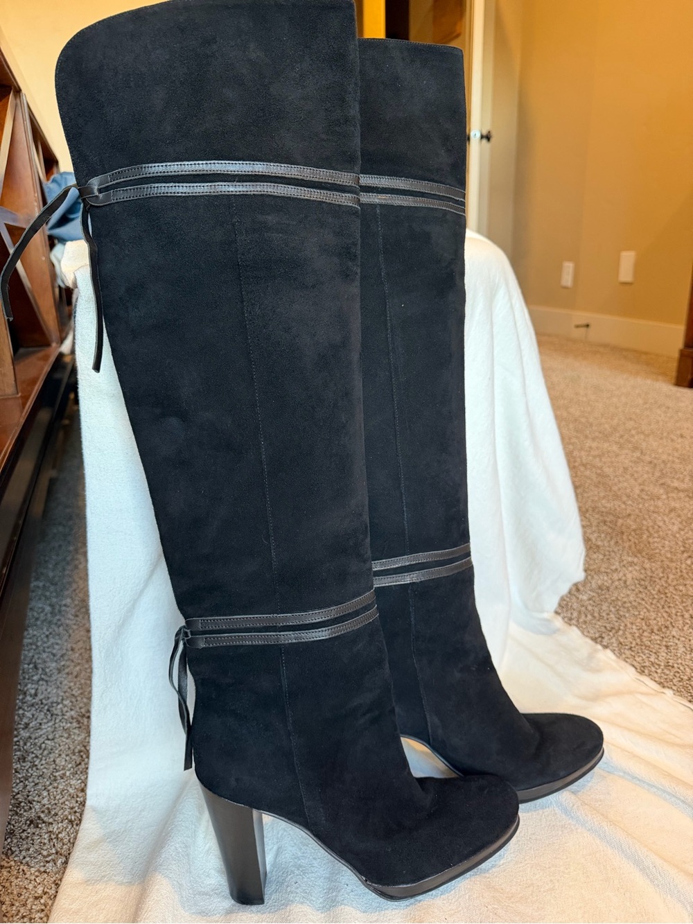 Kenneth Cole New York Black Suede Whip It Over-the-Knee Boots - 9.5 - Picture 11 of 13